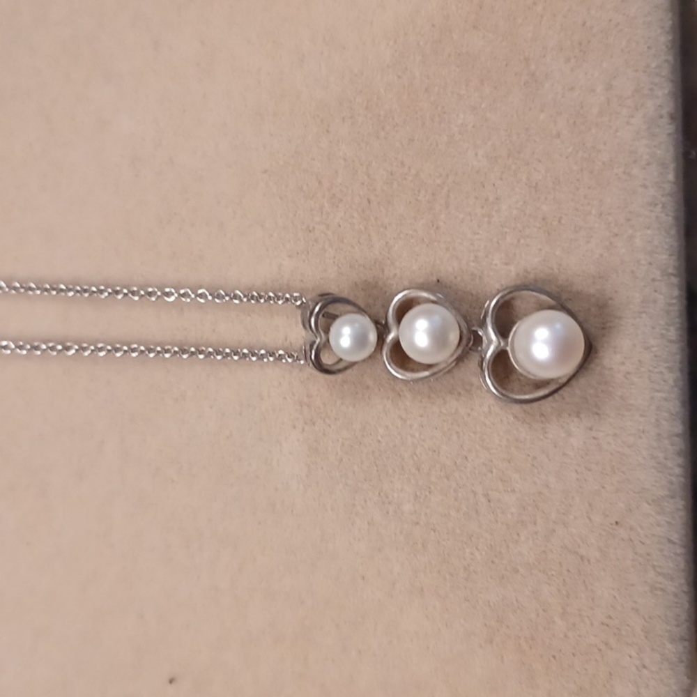 3 Pearl pendant-925 Sterling